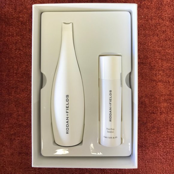 Rodan & Fields Pore Cleansing MD - Picture 1 of 2